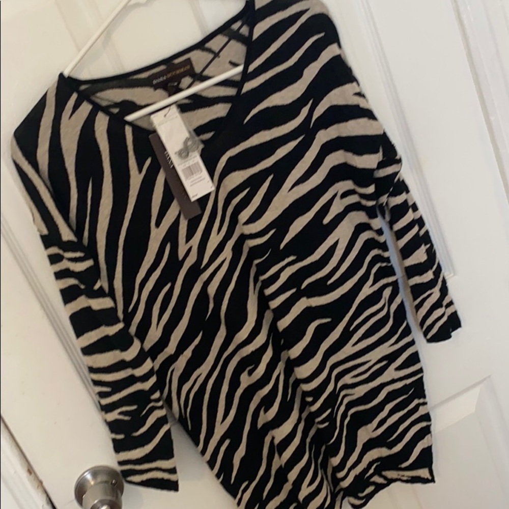 Dana Buchman 3/4 Length Sleeve Sweater- Tan/Black